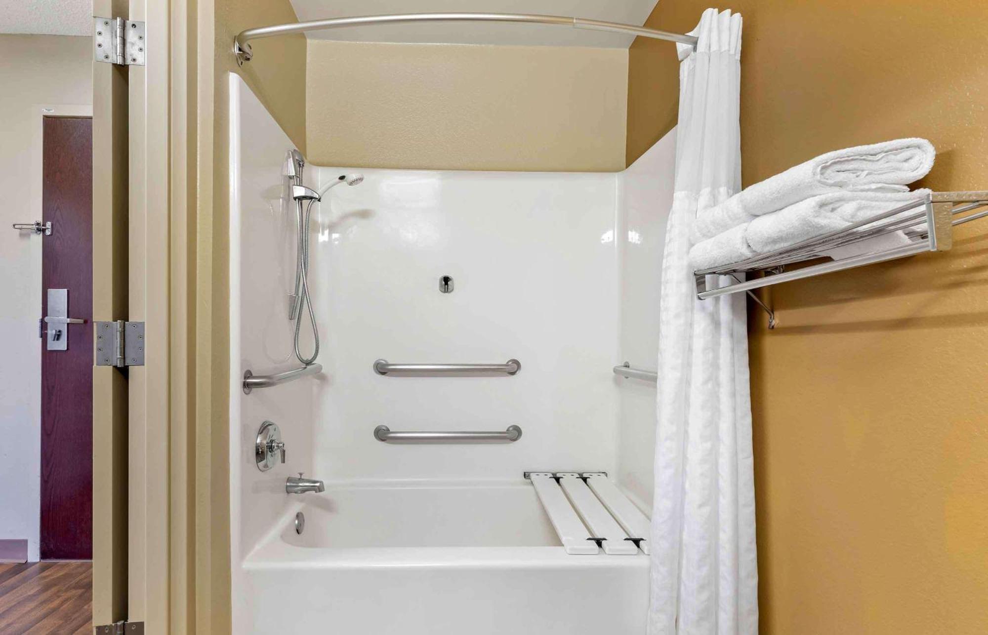 Extended Stay America Suites - Kansas City - Airport Zewnętrze zdjęcie