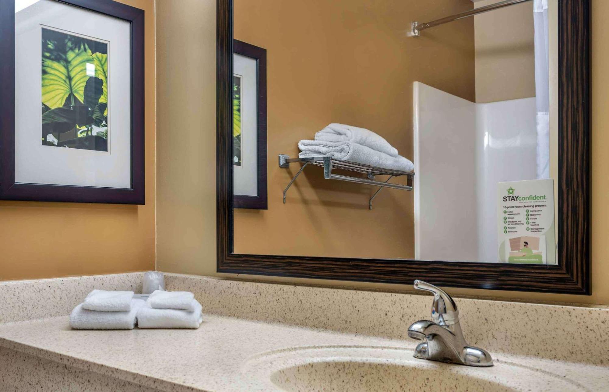 Extended Stay America Suites - Kansas City - Airport Zewnętrze zdjęcie