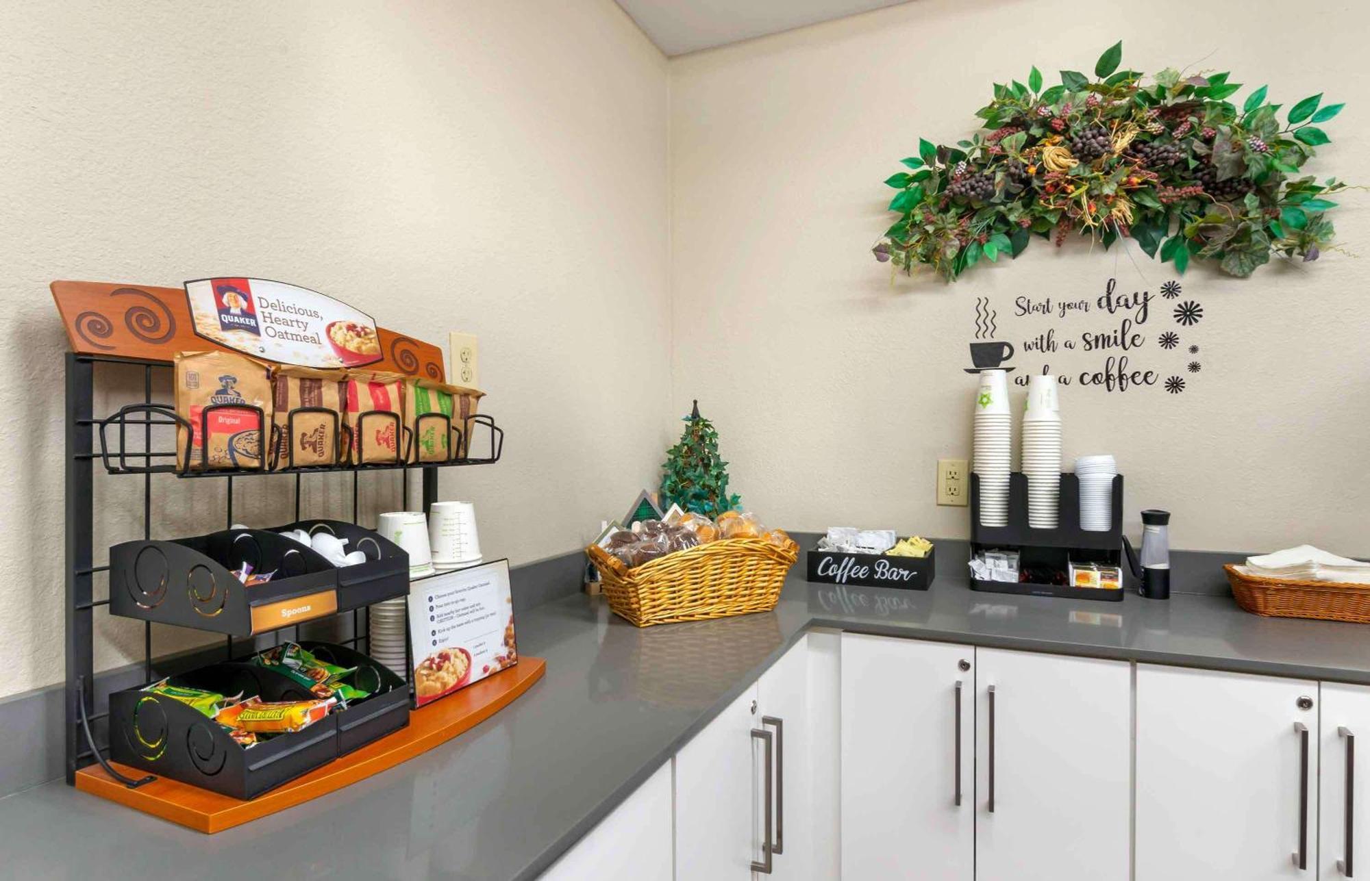 Extended Stay America Suites - Kansas City - Airport Zewnętrze zdjęcie
