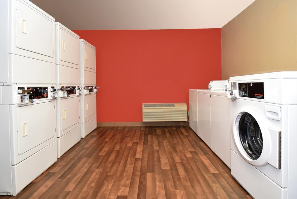 Extended Stay America Suites - Kansas City - Airport Zewnętrze zdjęcie