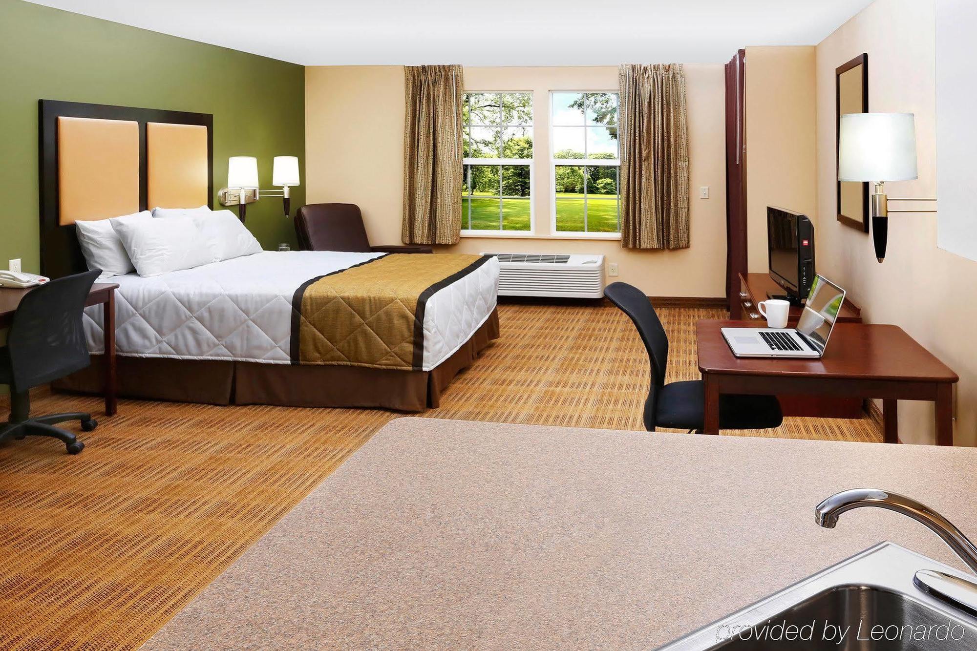 Extended Stay America Suites - Kansas City - Airport Zewnętrze zdjęcie